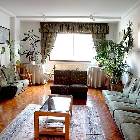 Hostal Charo II Сантьяго-де-Компостела Экстерьер фото