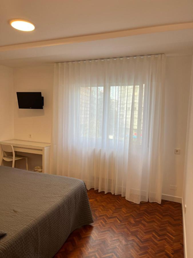Hostal Charo II Сантьяго-де-Компостела Экстерьер фото